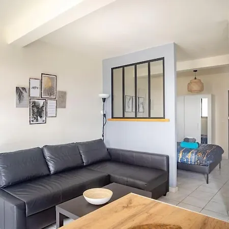 Le Charme De La Verriere